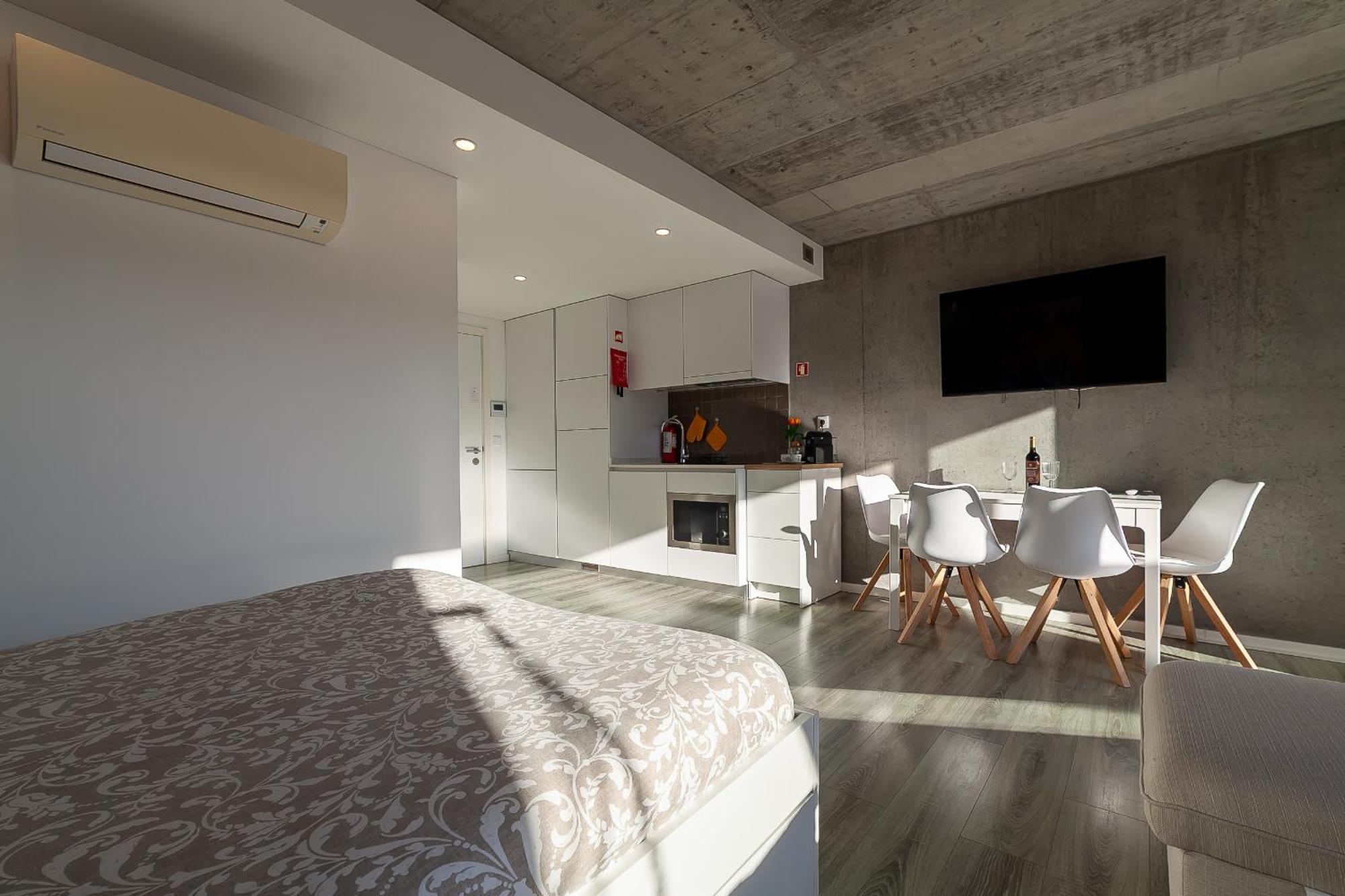 Felicidade Aveiro Apartment By Home Sweet Home Авейру Экстерьер фото